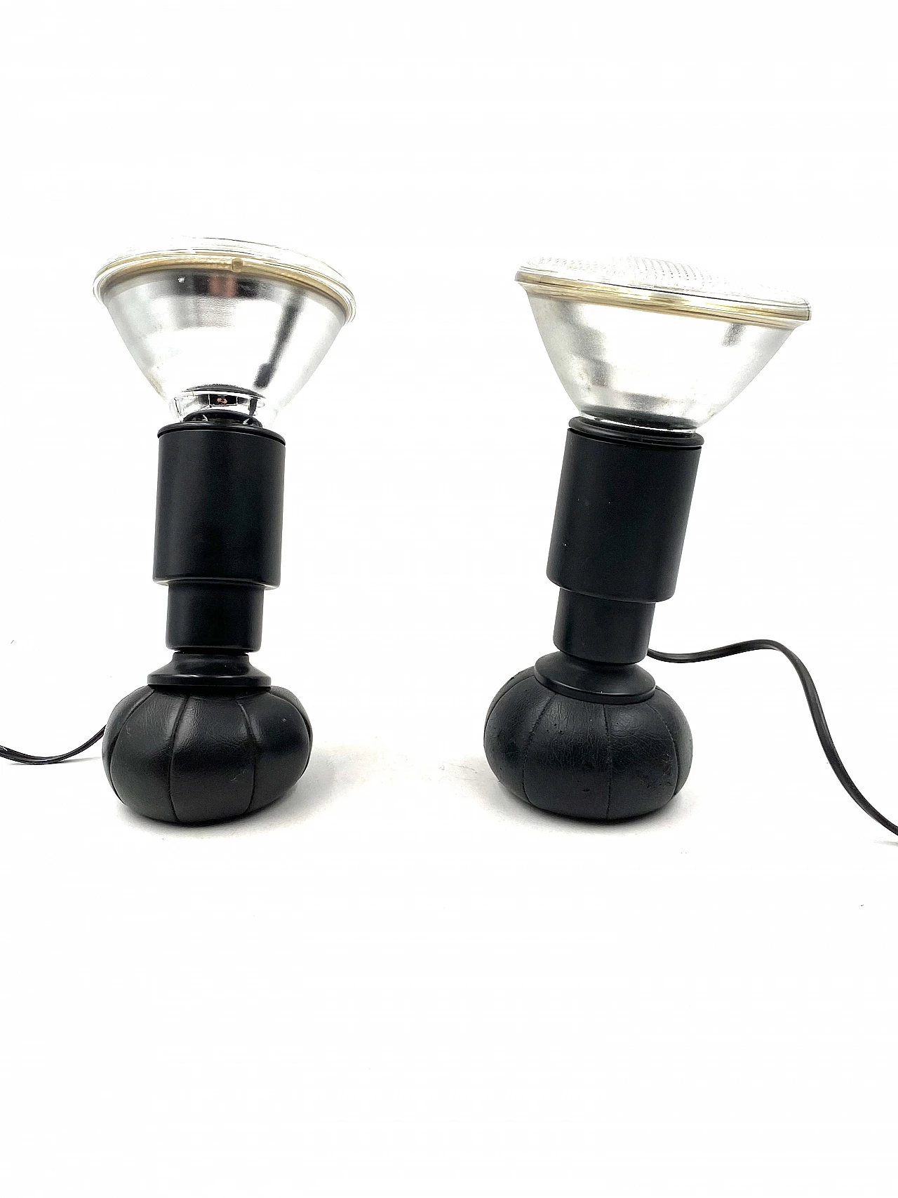 Pair of 600/C table lamps by Gino Sarfatti for Arteluce, 1960s 6