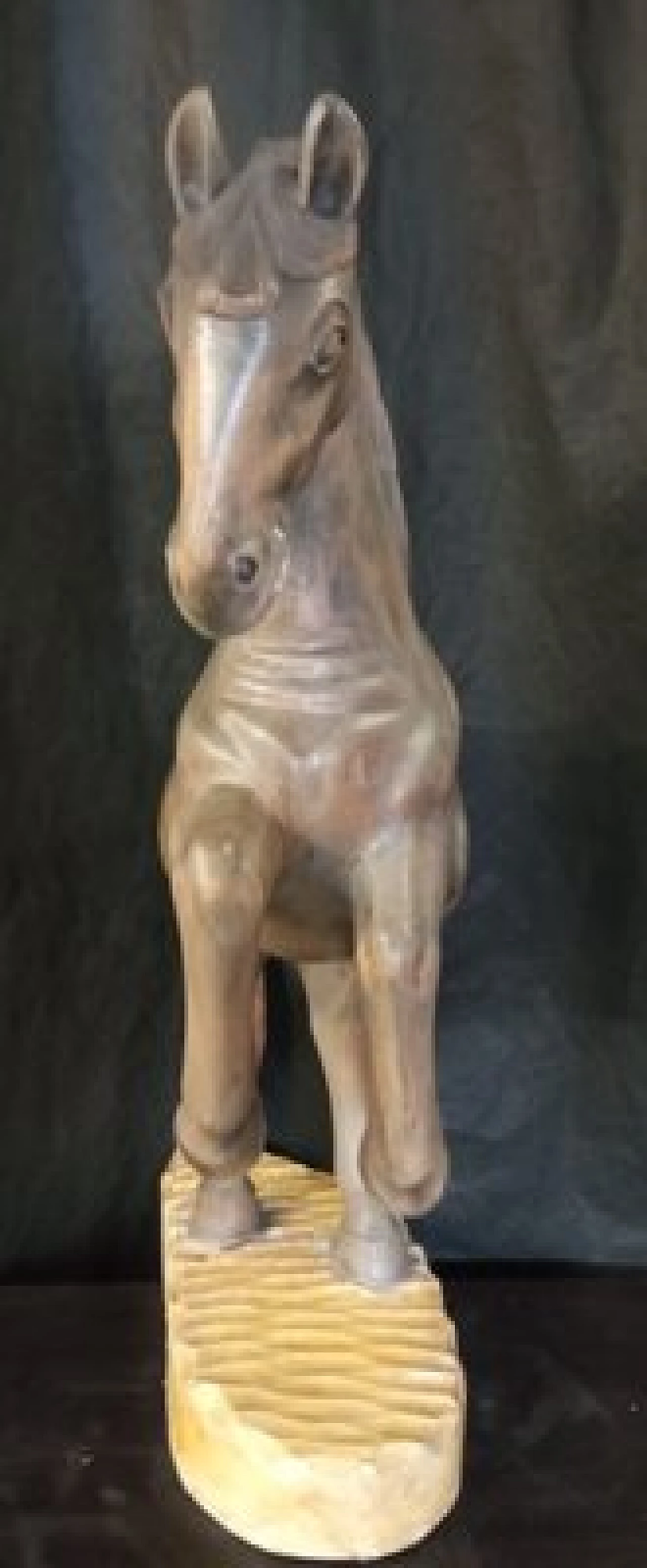 Scultura di cavallo in noce, anni '20 12