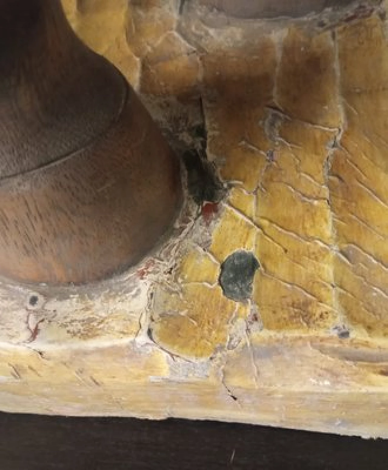 Scultura di cavallo in noce, anni '20 13