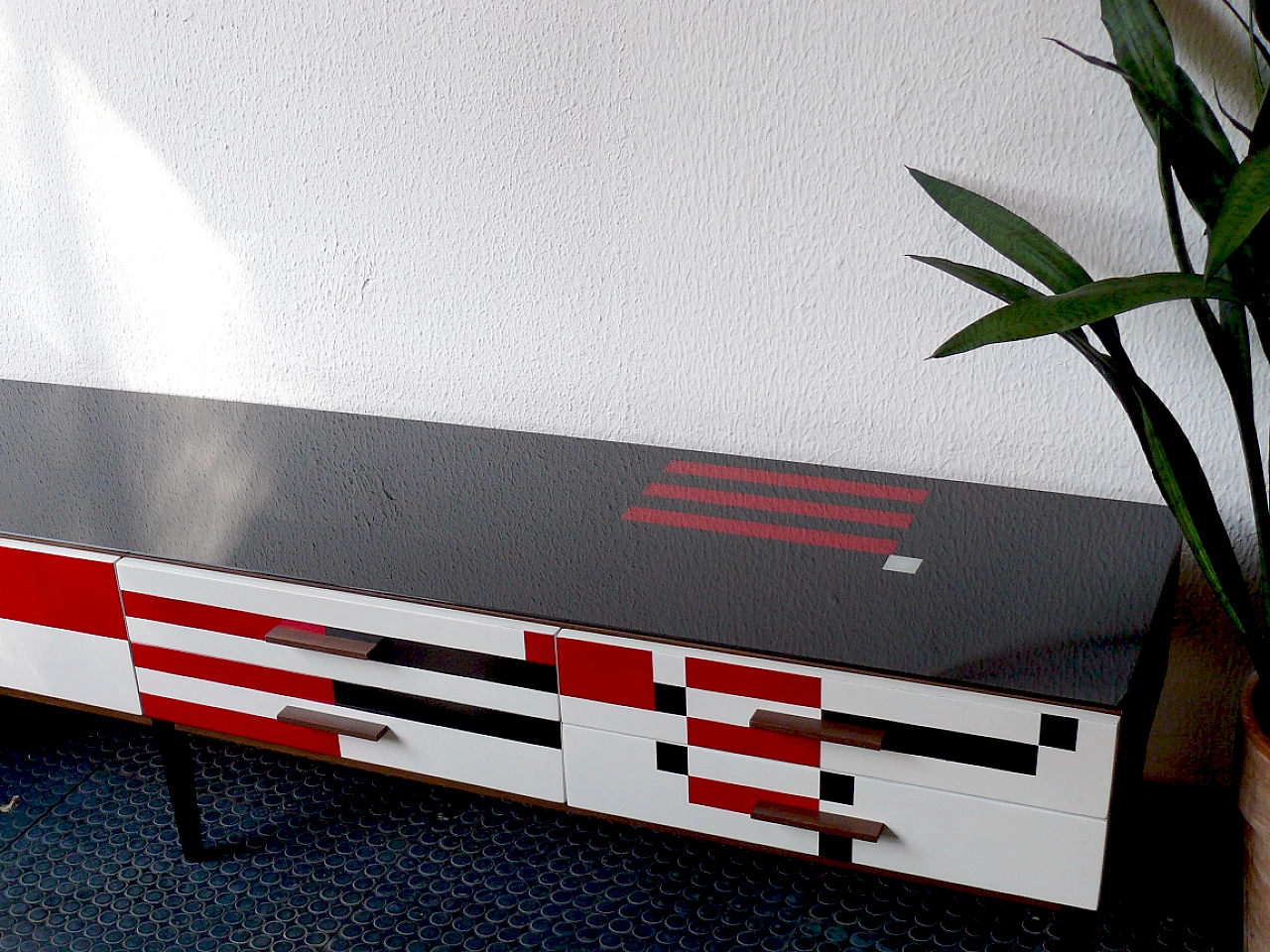 Op-Art sideboard with glass top and solid wood handles in Bauhaus style, 1970s 3