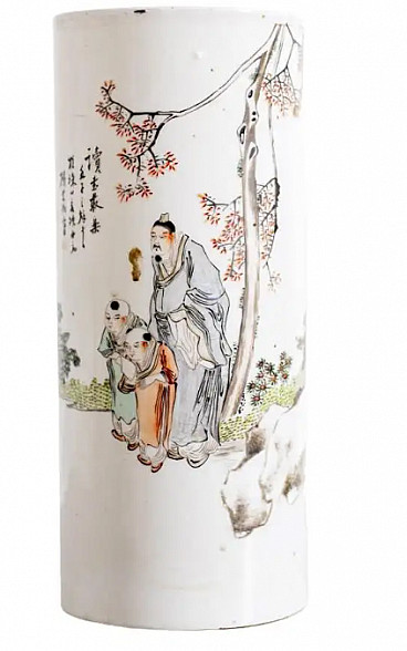 Chinese porcelain vase from the Qing Dynasty Guangxu, early 20th century
