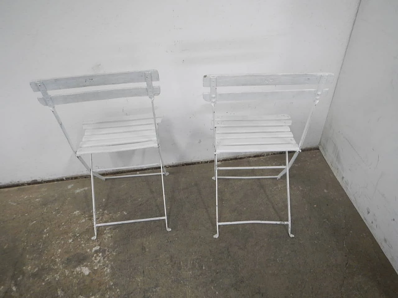 Pair of white iron and spruce folding chairs, 1950s 5