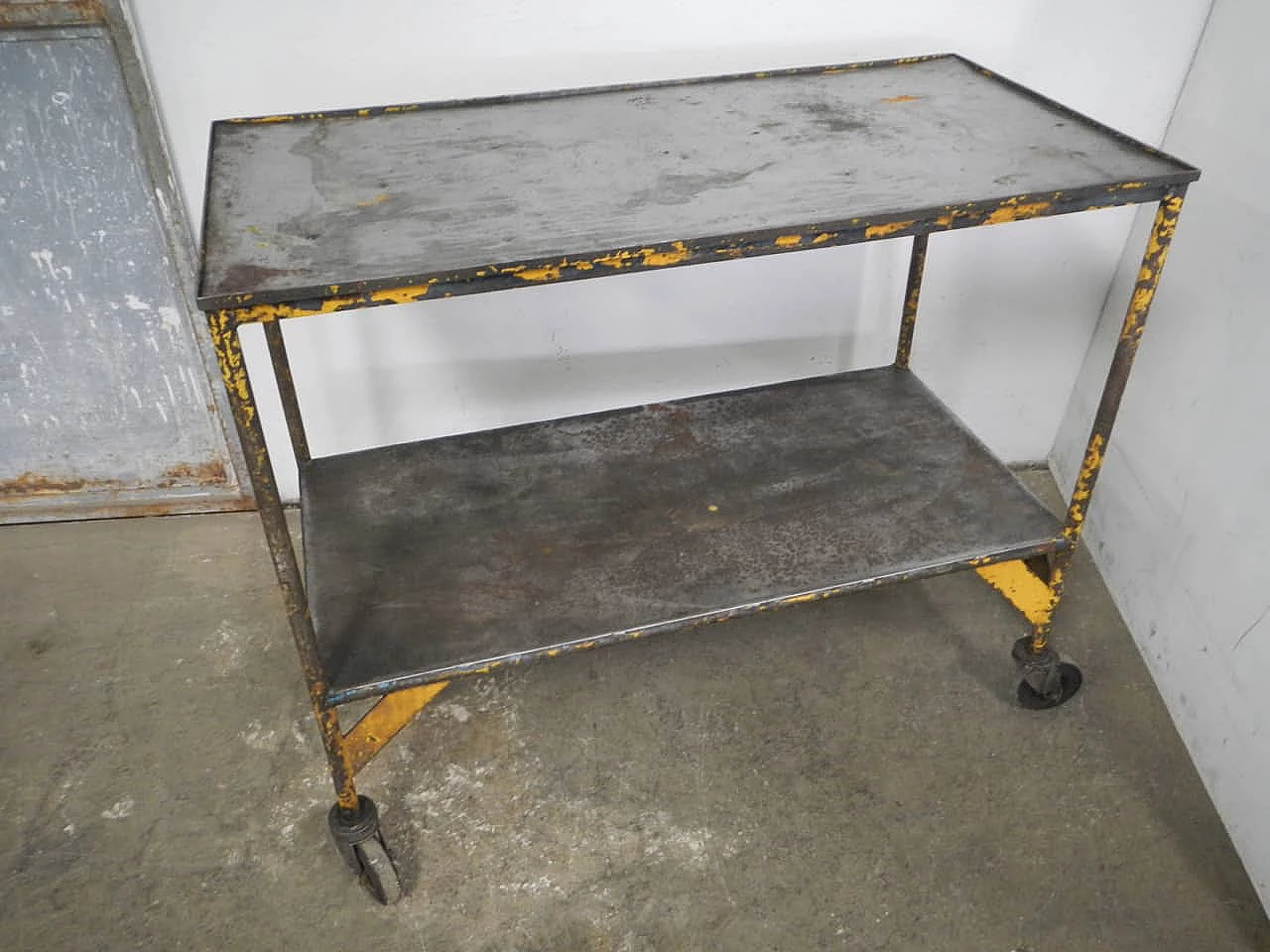 Gray and yellow iron workshop cart, 1970s 5
