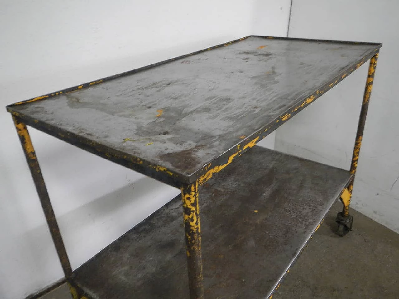 Gray and yellow iron workshop cart, 1970s 6