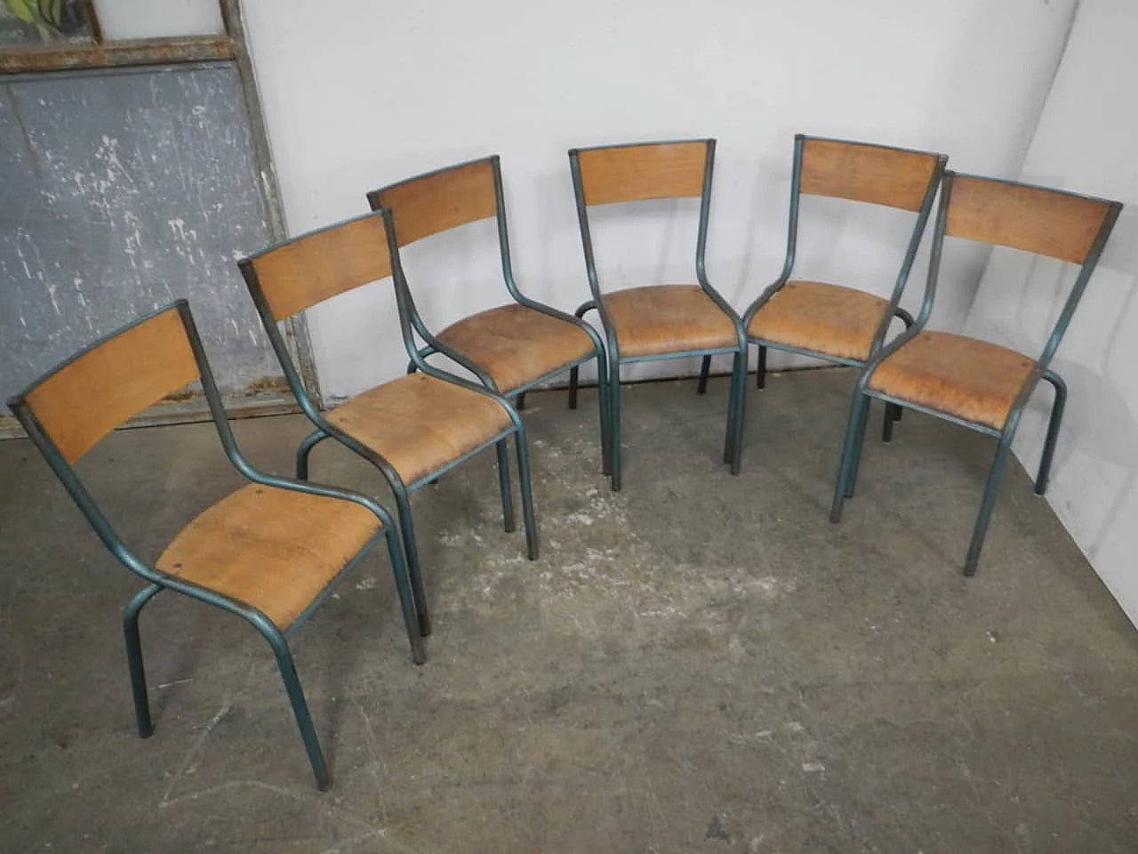 6 Green iron and birch stackable chairs by Mullca, 1960s 1