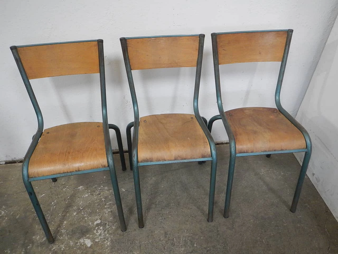 6 Green iron and birch stackable chairs by Mullca, 1960s 5