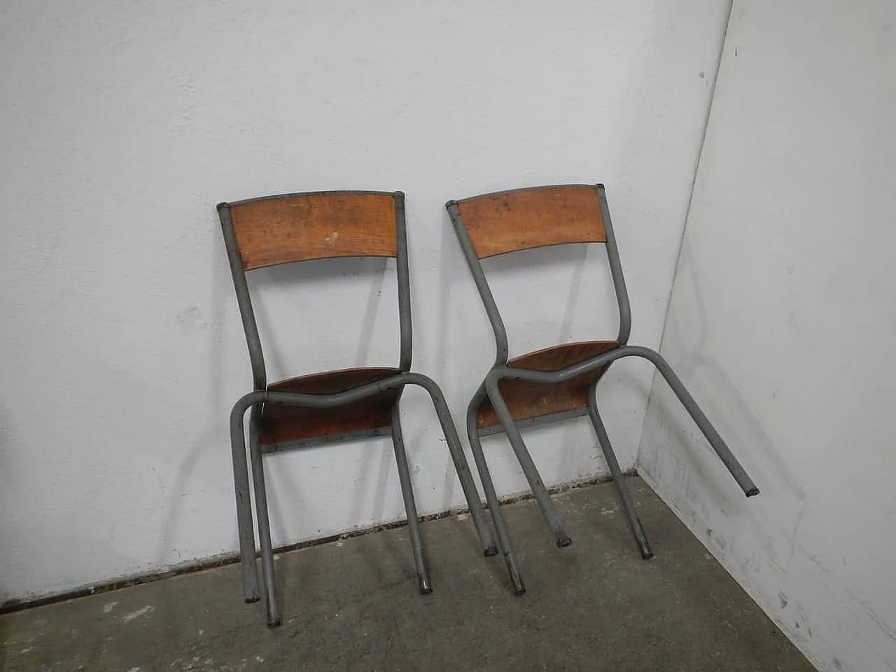 4 Gray iron and birch stackable chairs by Mullca, 1960s 6