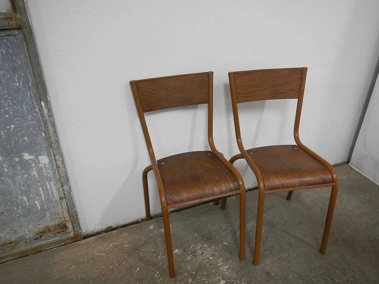 4 Light brown iron and birch stackable chairs by Mullca, 1960s 3