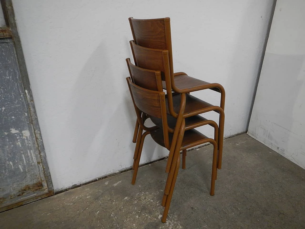 4 Light brown iron and birch stackable chairs by Mullca, 1960s 11