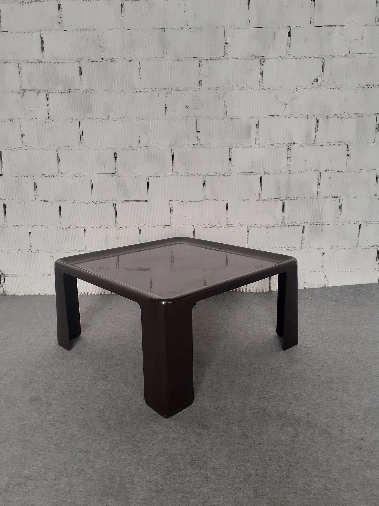 Amanta coffee table by Mario Bellini for B&B Italia, 1960s 4