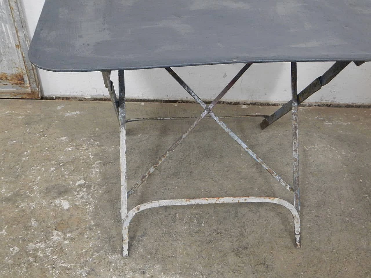 Rectangular folding garden table in grey and white iron, 1950s 8