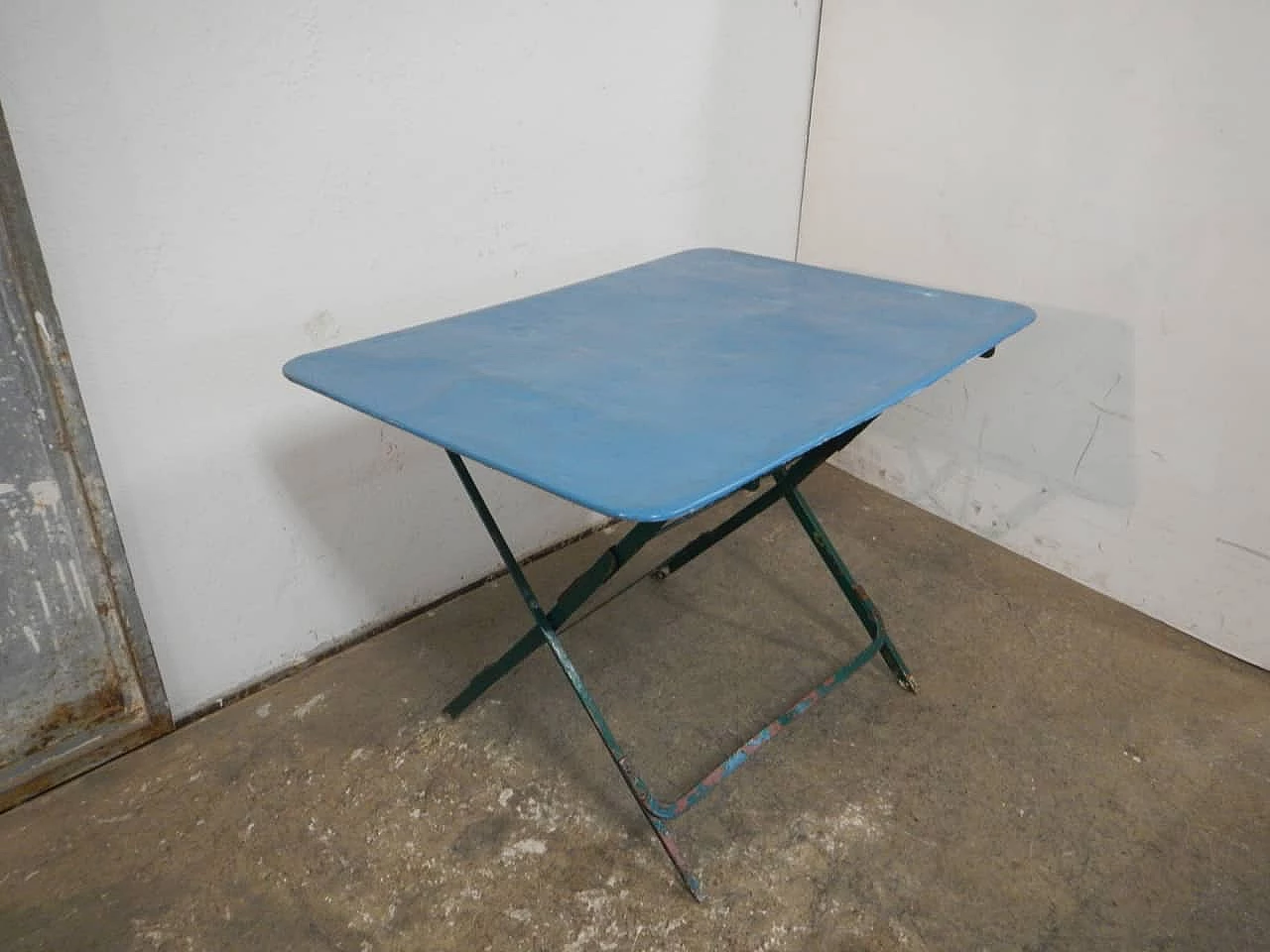 Folding rectangular iron garden table coloured blue and green, 1950s 2