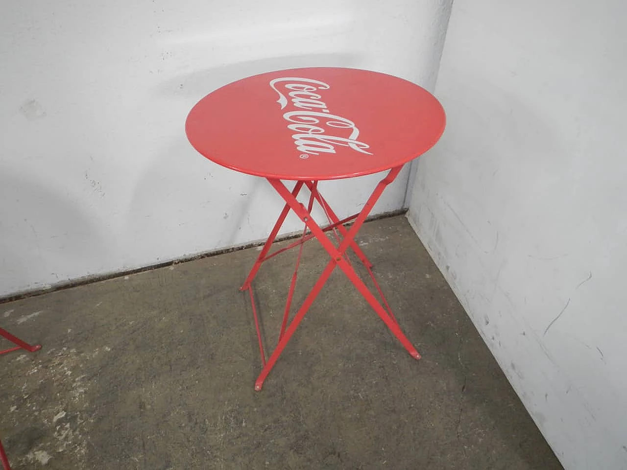 Coca Cola iron round garden table, 1970s 4