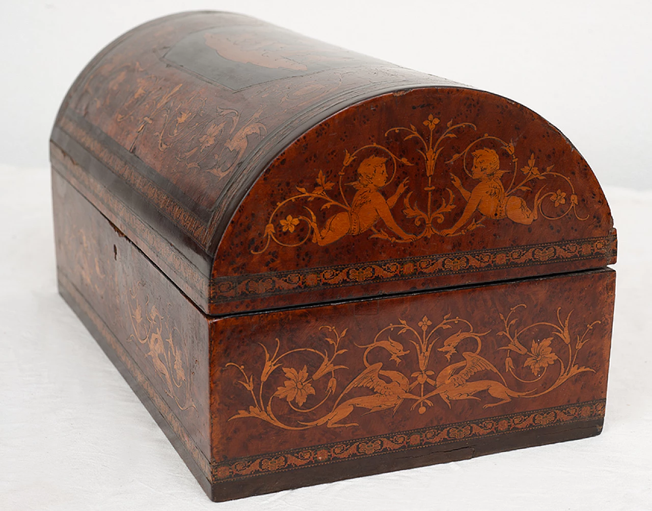 Jewellery box in exotic precious woods, 19th century 2