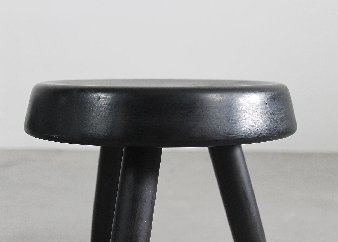 Pair of black wooden stools in the style of Charlotte Perriand, 1950s 3