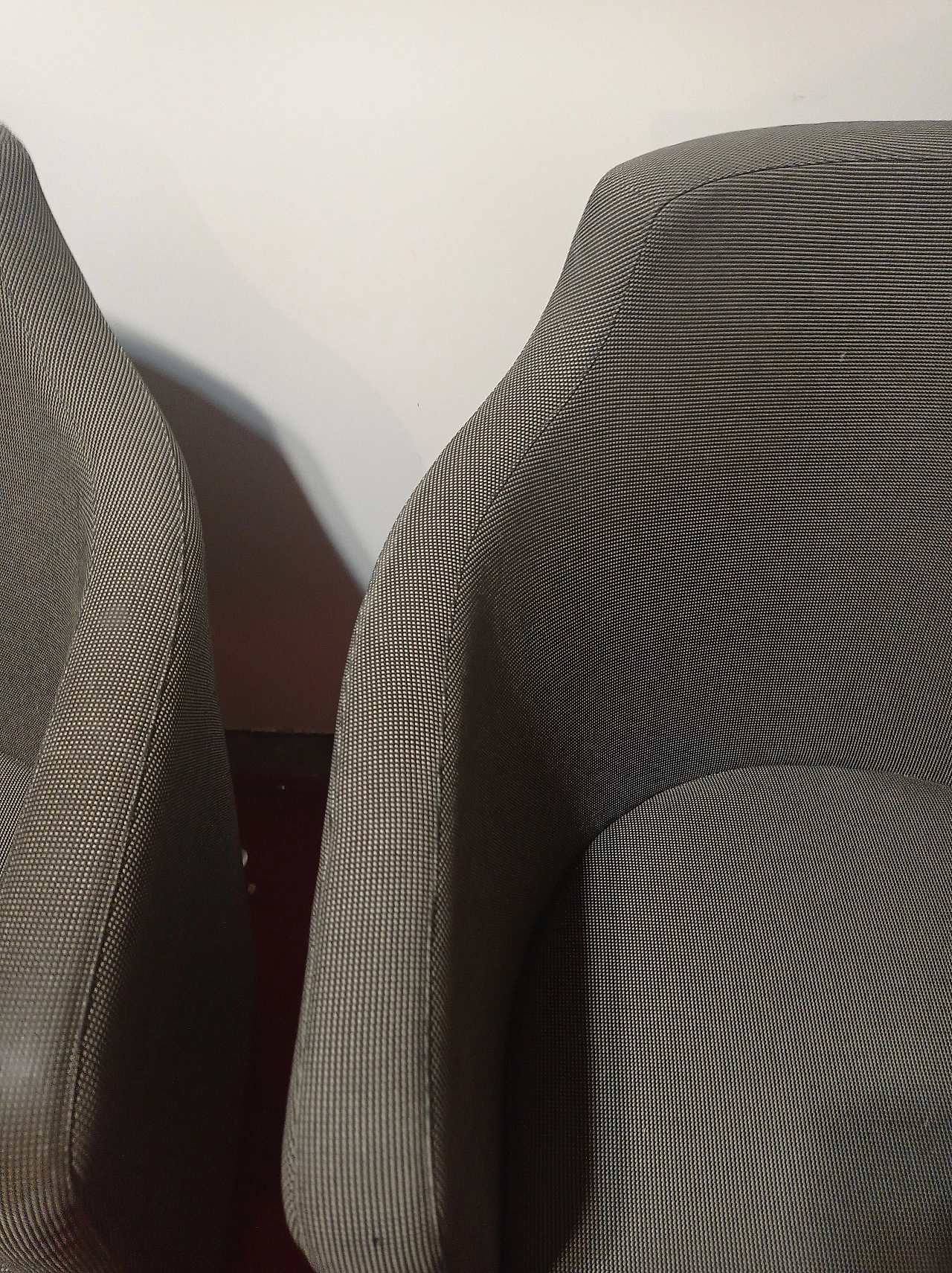 Coppia di poltrone Jules di Enrico Franzolini per Moroso 56