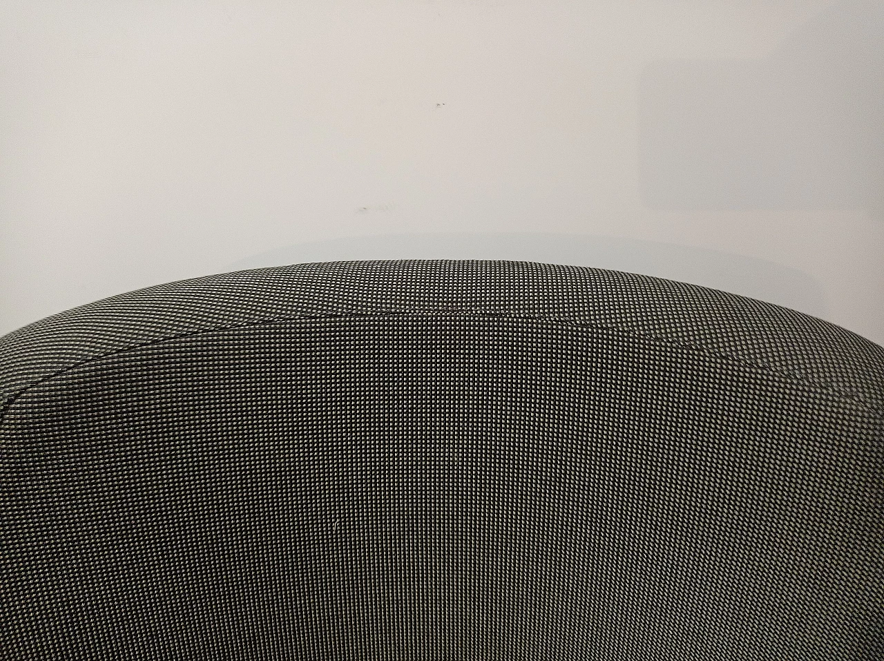 Coppia di poltrone Jules di Enrico Franzolini per Moroso 57