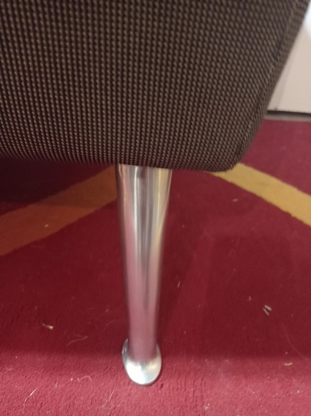 Coppia di poltrone Jules di Enrico Franzolini per Moroso 60