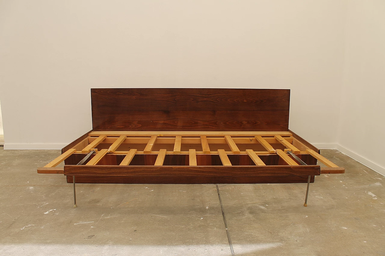 Walnut veneered folding sofa bed by Mier, 1960s 25