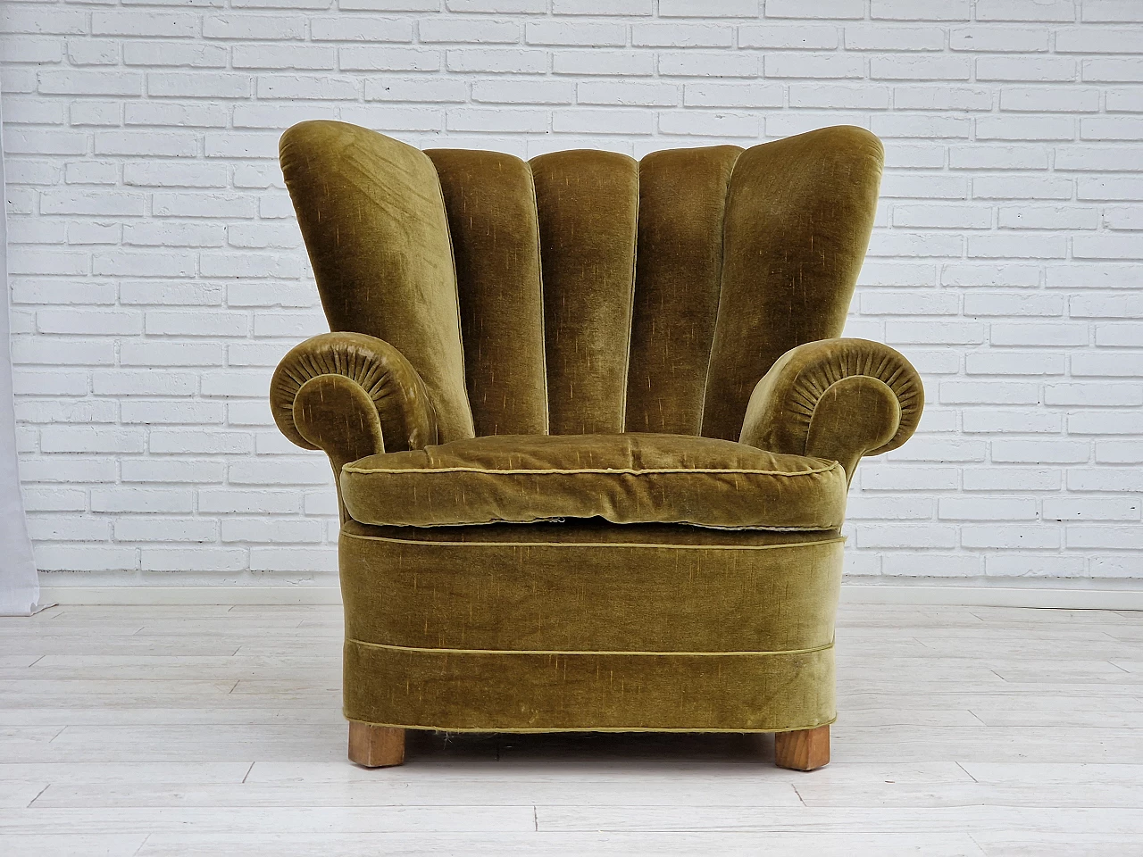 Danish green velvet and beech armchair, 1960s 3