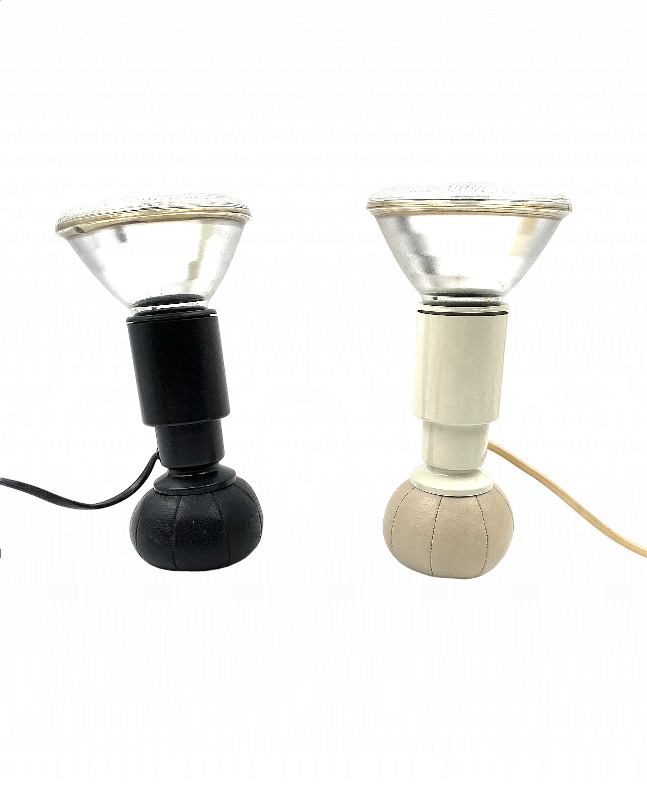 Pair of 600/C lamps by Gino Sarfatti for Arteluce, 1960s 9