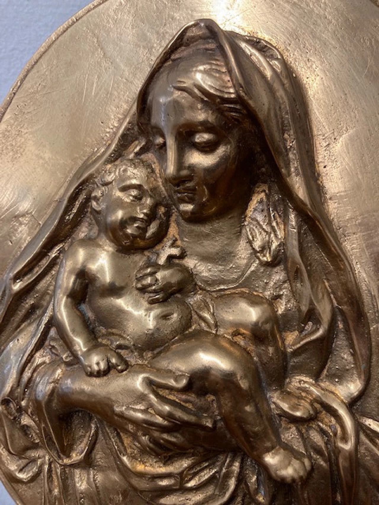 Altorilievo ovale in bronzo con la Vergine e il Bambino, '800 7