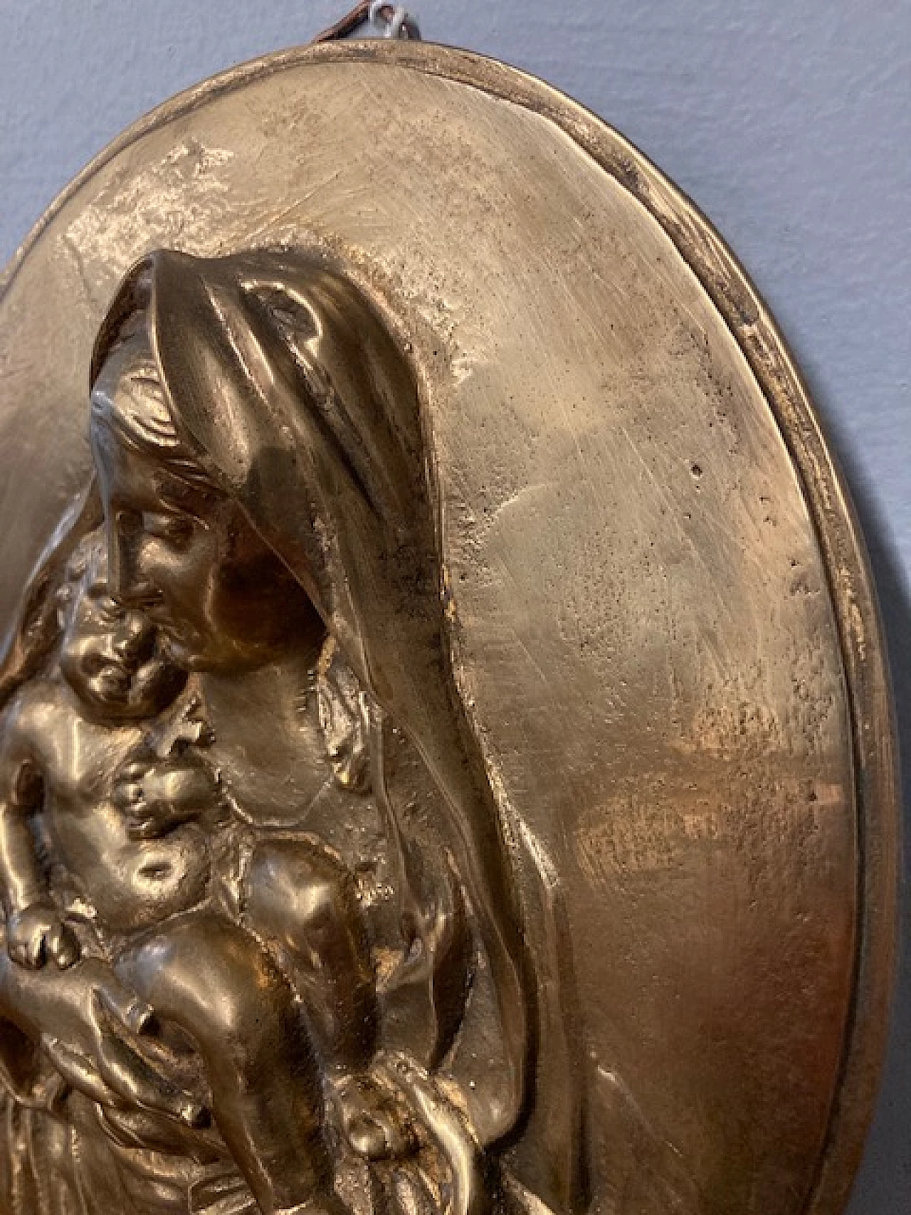 Altorilievo ovale in bronzo con la Vergine e il Bambino, '800 10