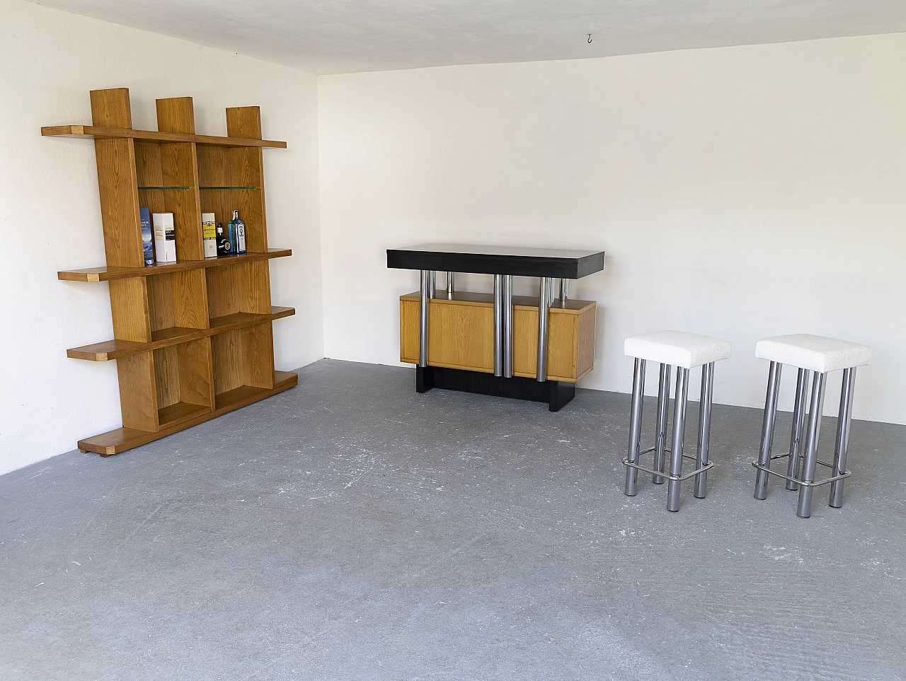 Ash bar cabinet with glass shelves with pair of stools, 1960s 4