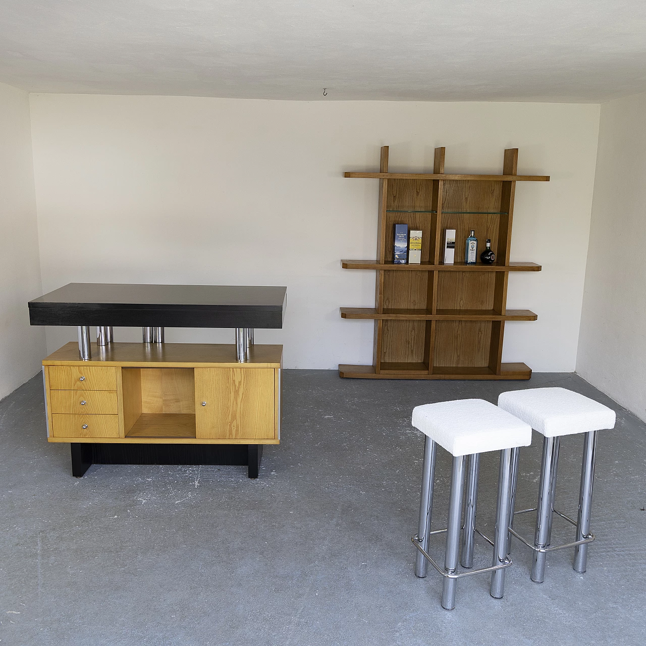 Ash bar cabinet with glass shelves with pair of stools, 1960s 17