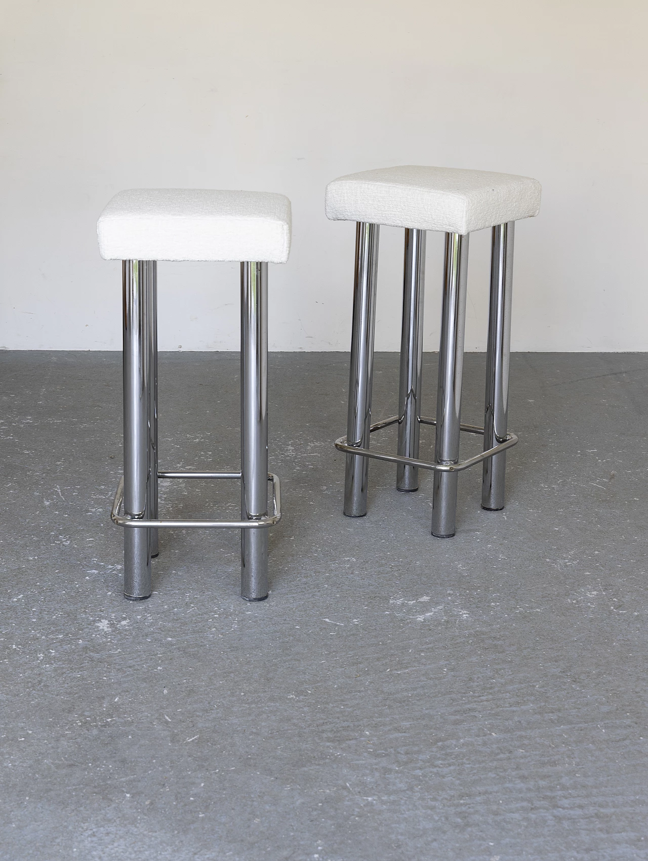Ash bar cabinet with glass shelves with pair of stools, 1960s 19