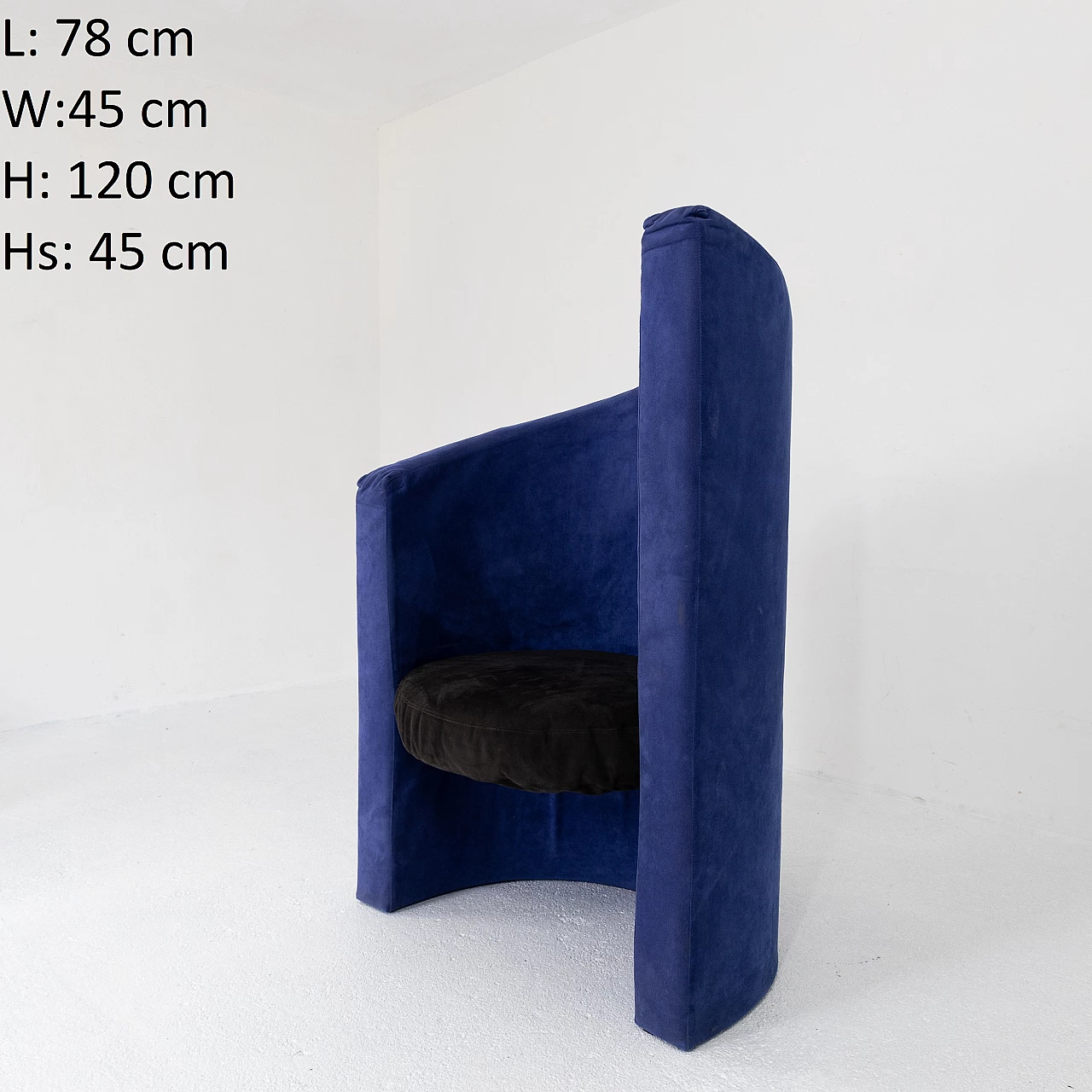Blue and black velvet armchair, 1970s 5