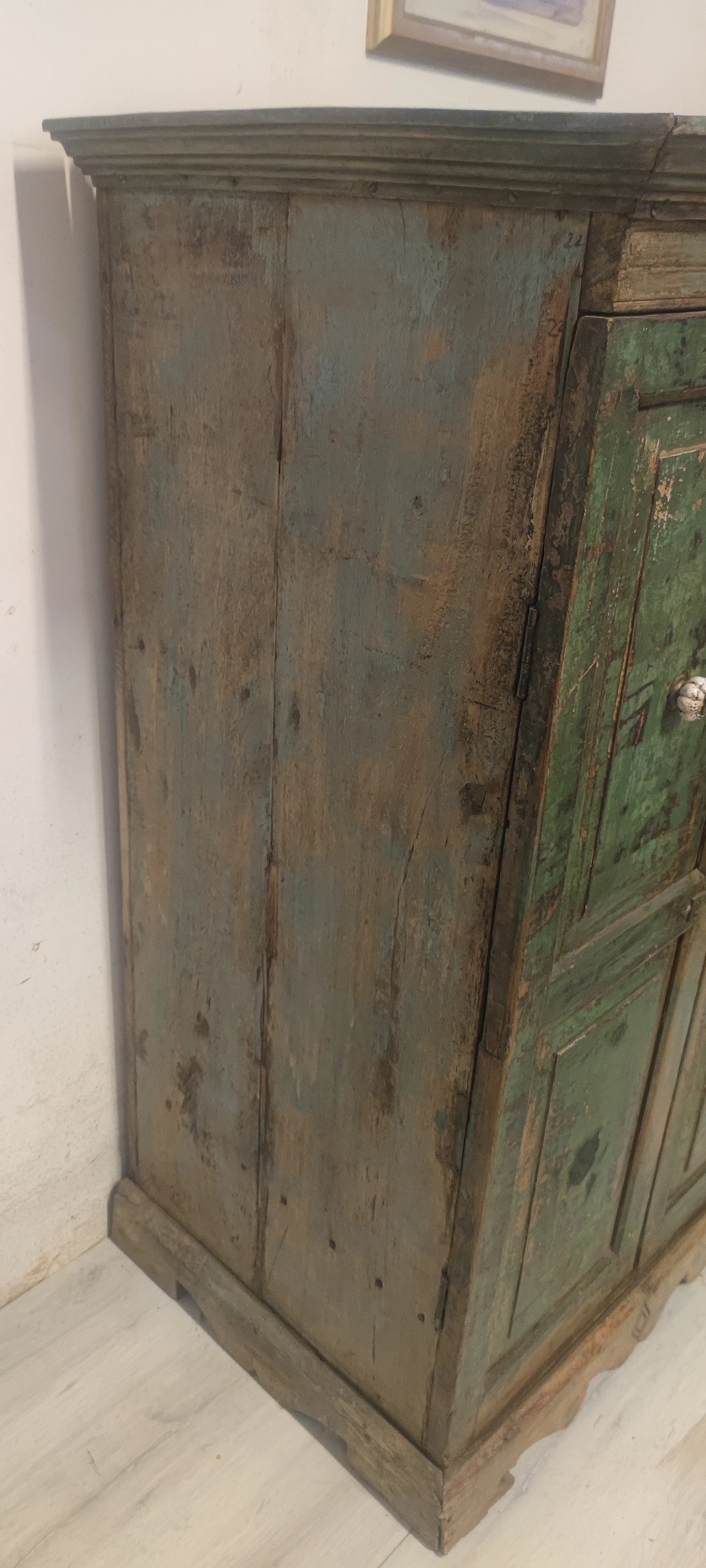 Armadio indiano in teak dipinto di verde, metà '800 3