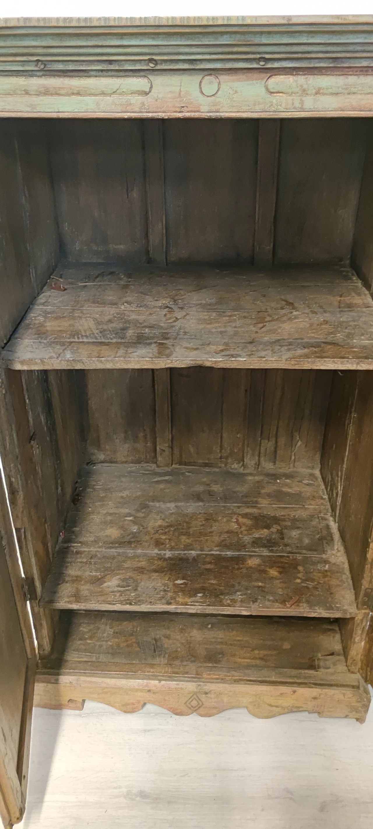 Armadio indiano in teak dipinto di verde, metà '800 6