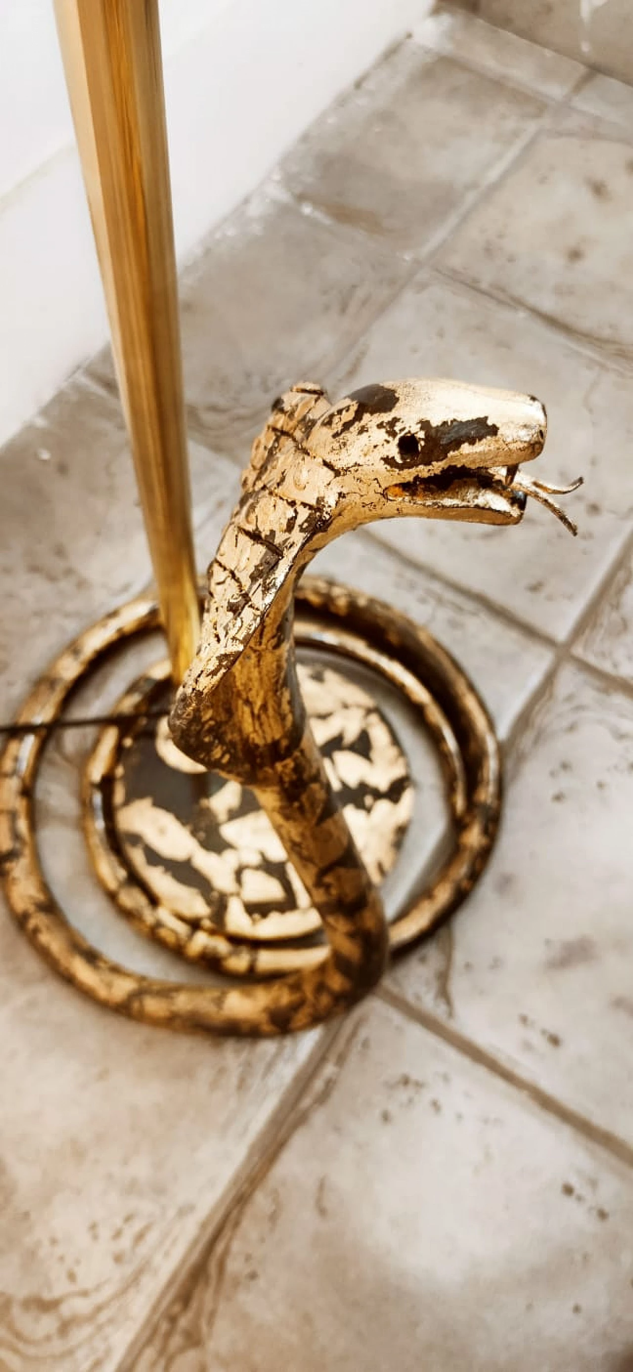 Brass palm tree-shaped floor lamp with cobra, 1970s 33