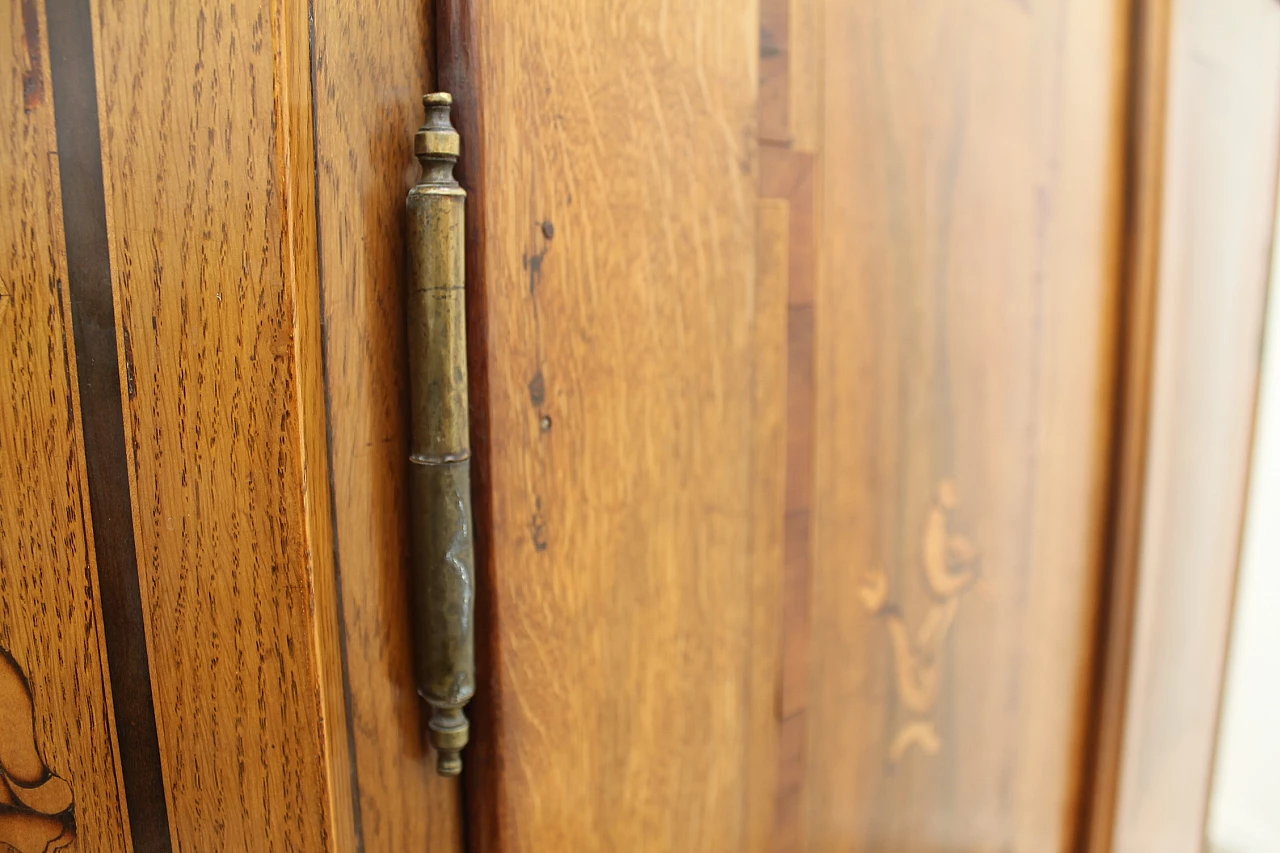 Armadio Barocco in quercia massiccio con intarsi in noce, fine '700 13