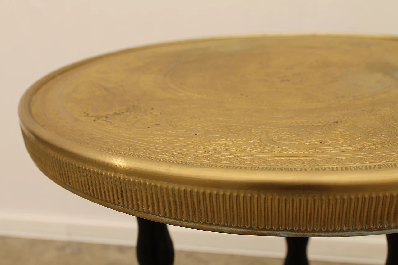 Art Deco round walnut and brass coffee table, 1930s 9