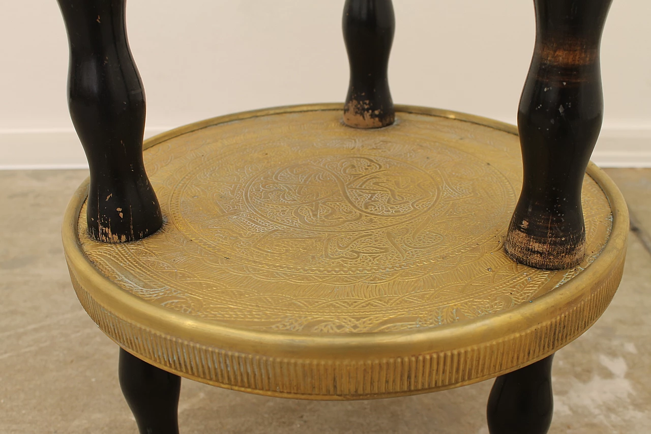 Art Deco round walnut and brass coffee table, 1930s 11