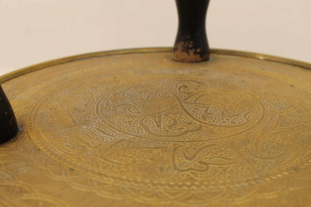 Art Deco round walnut and brass coffee table, 1930s 13