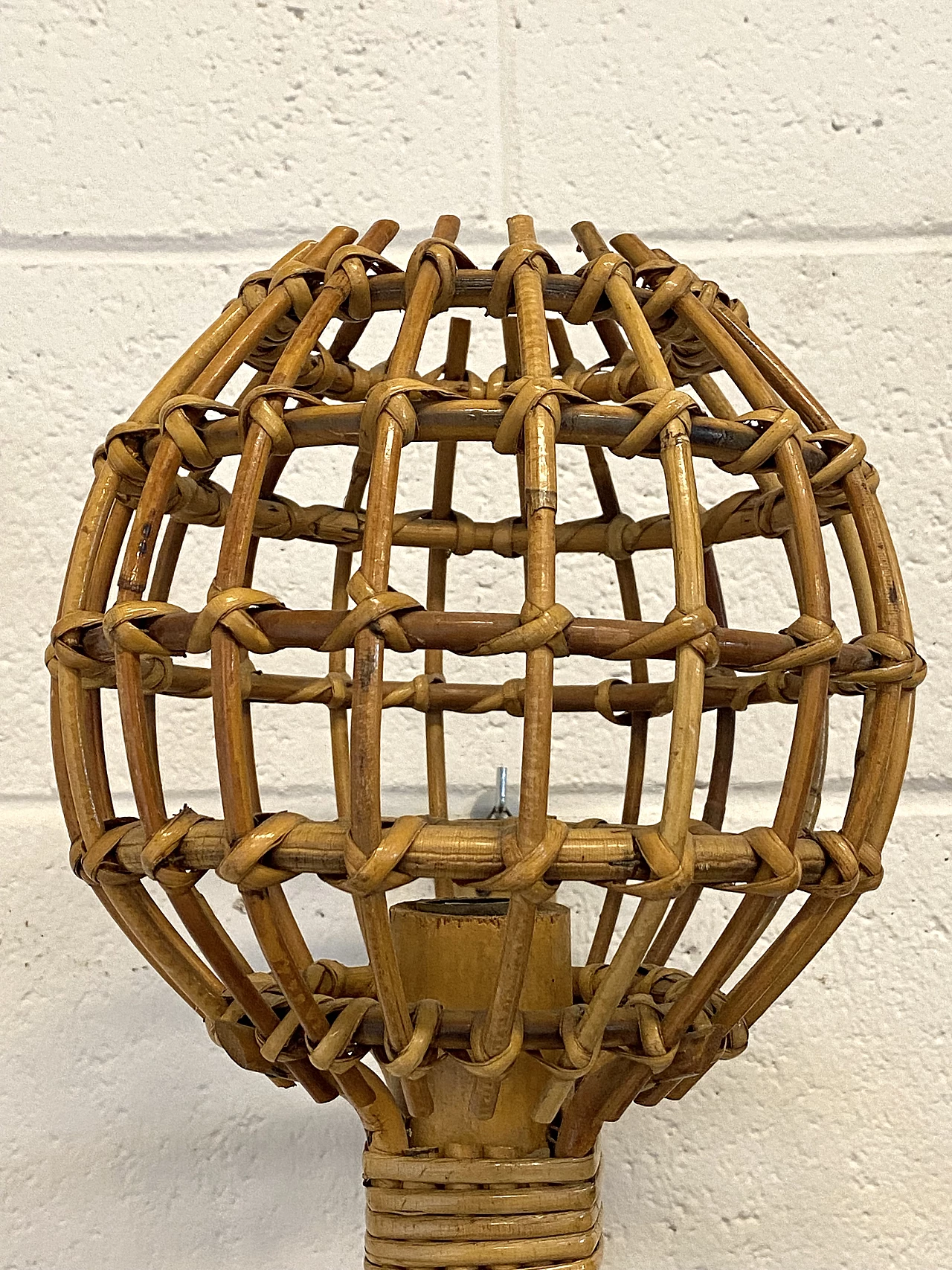 Pair of wicker and bamboo wall lamps, 1970s 5