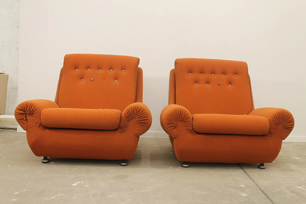 Coppia di poltrone Eastern Bloc di Jitona, anni '70 9