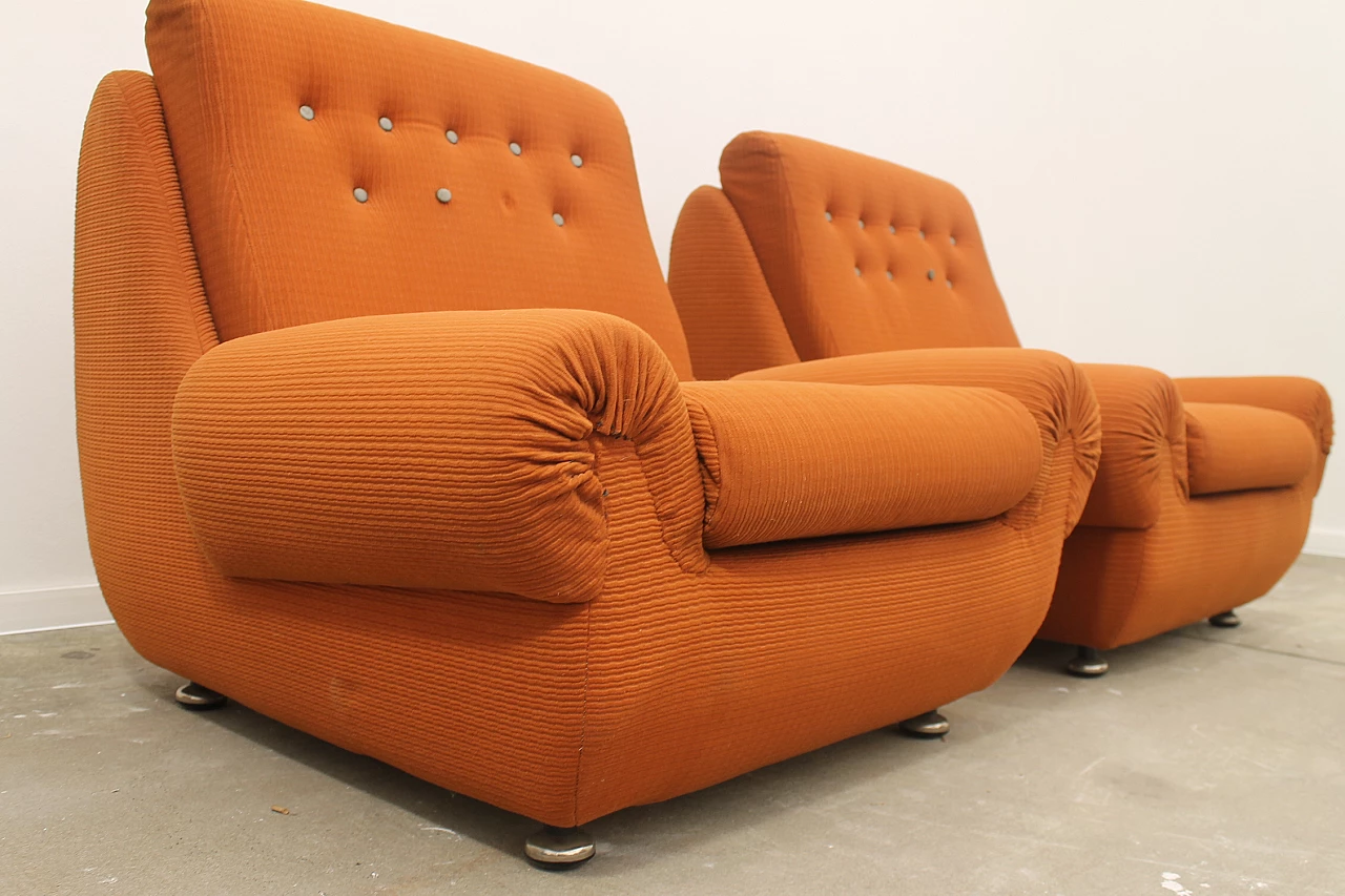 Coppia di poltrone Eastern Bloc di Jitona, anni '70 10