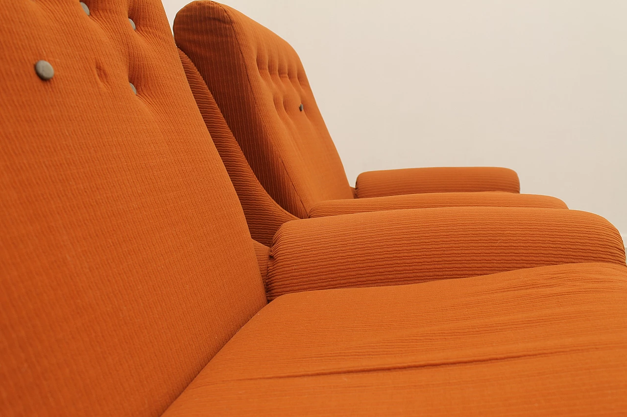 Coppia di poltrone Eastern Bloc di Jitona, anni '70 14