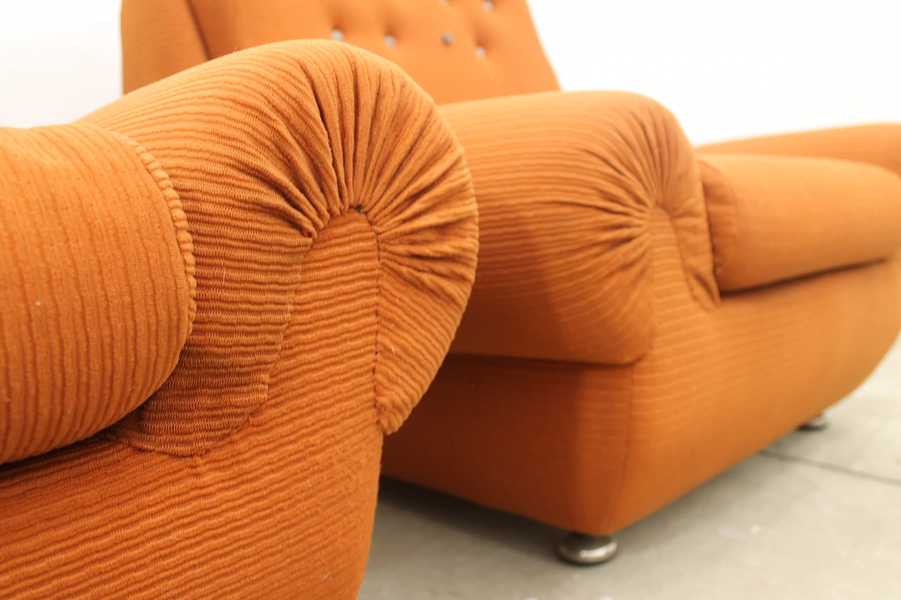 Coppia di poltrone Eastern Bloc di Jitona, anni '70 15