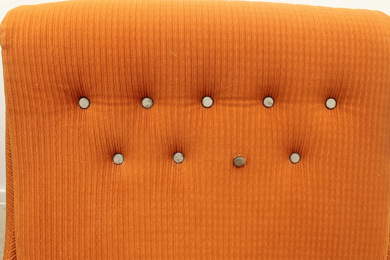 Coppia di poltrone Eastern Bloc di Jitona, anni '70 19