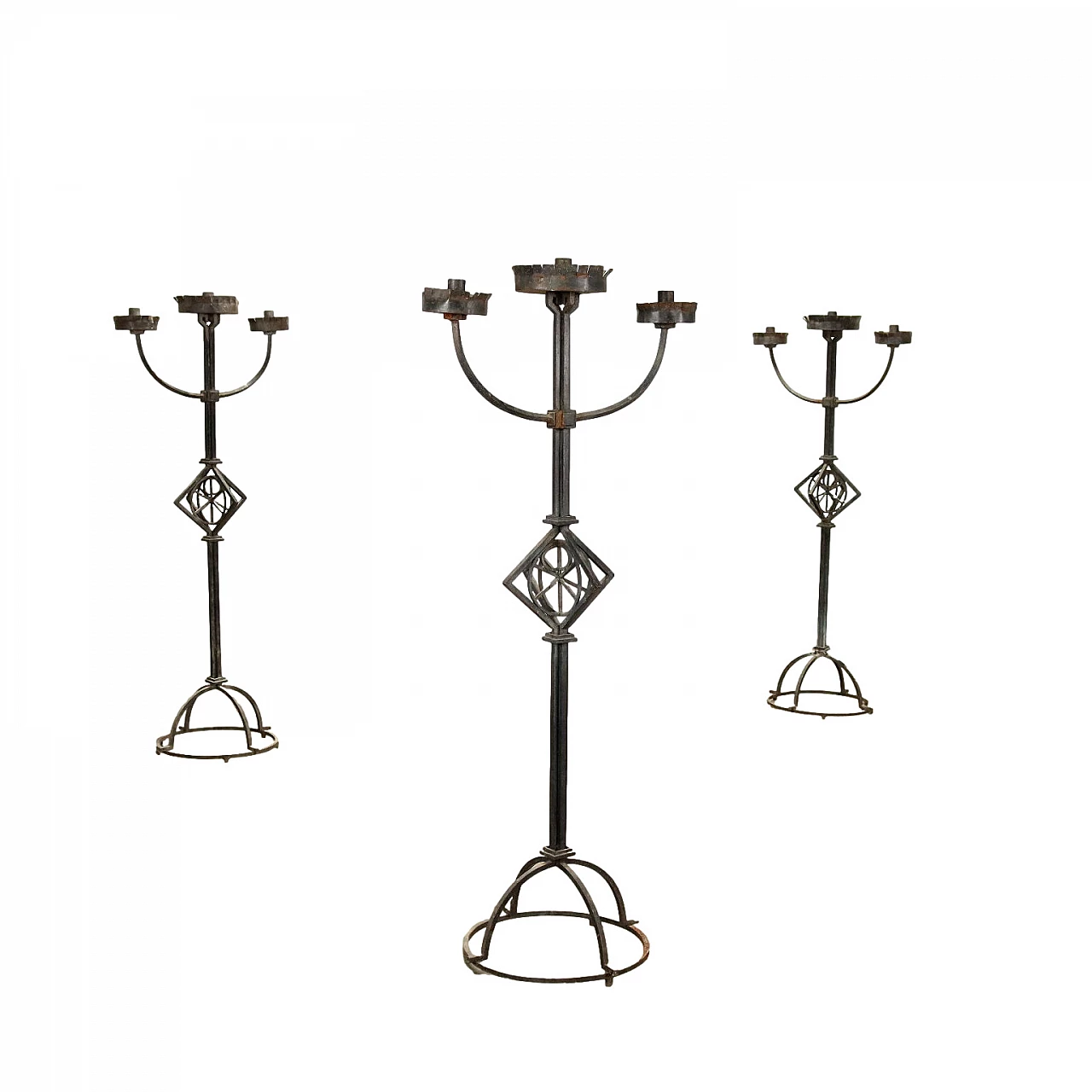 3 Torcieri a tre luci in ferro 1