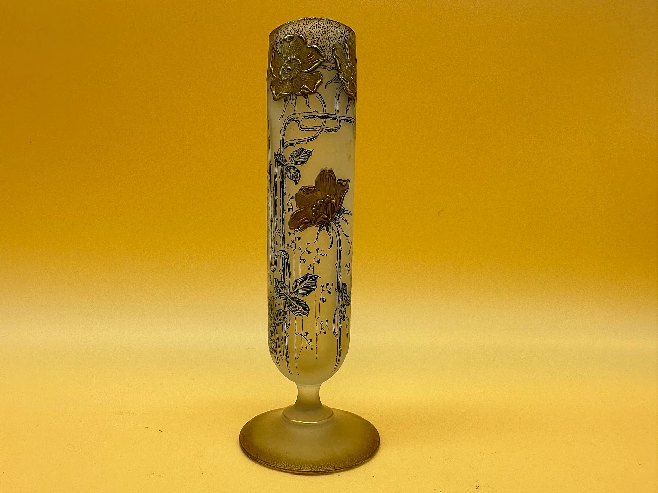 Vaso in vetro con papaveri 1