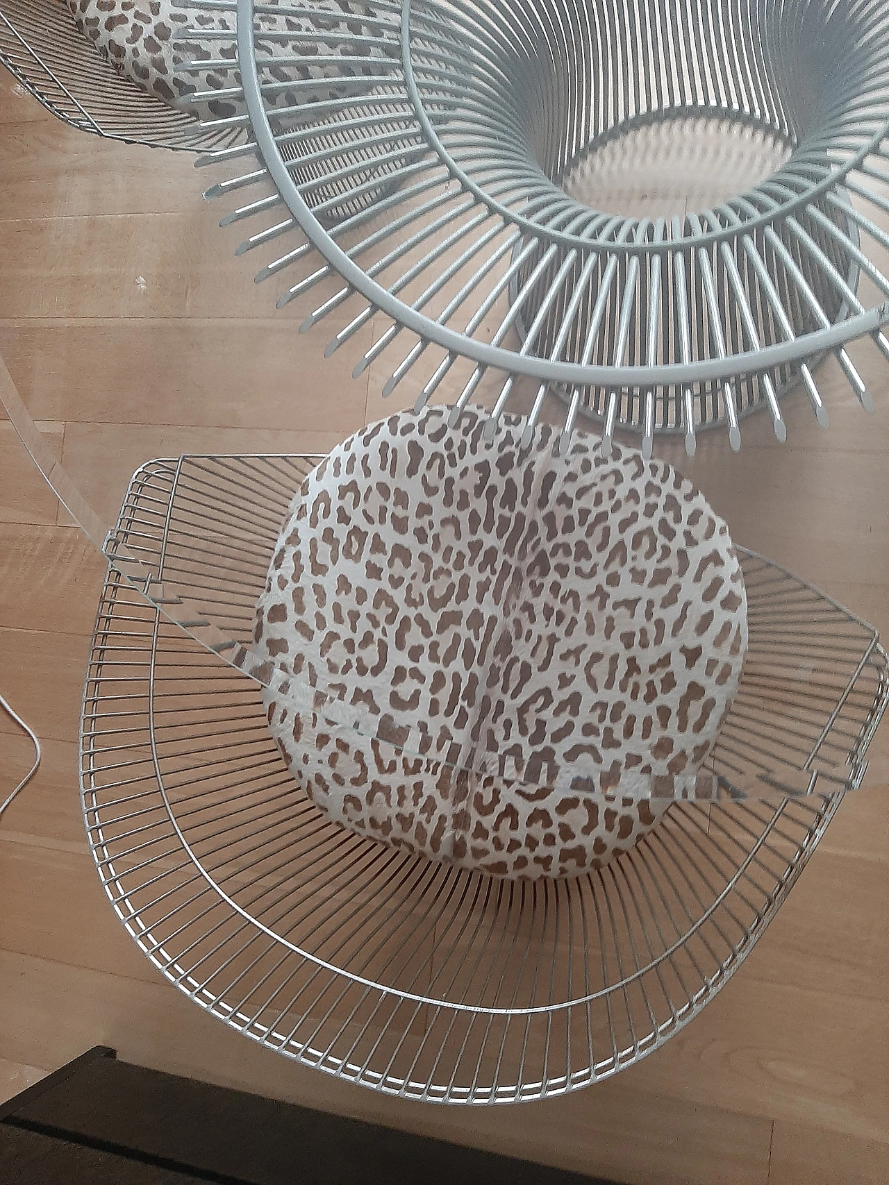 3 Chairs and table by Warren Platner for Knoll, 1970s 3