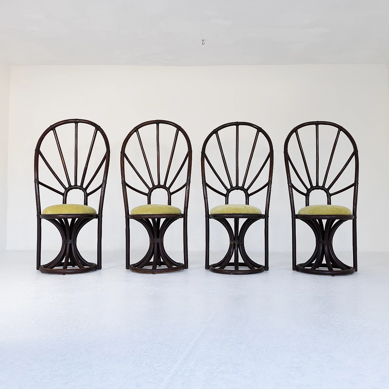 4 Chairs with round bamboo and beech table, 1970s 13