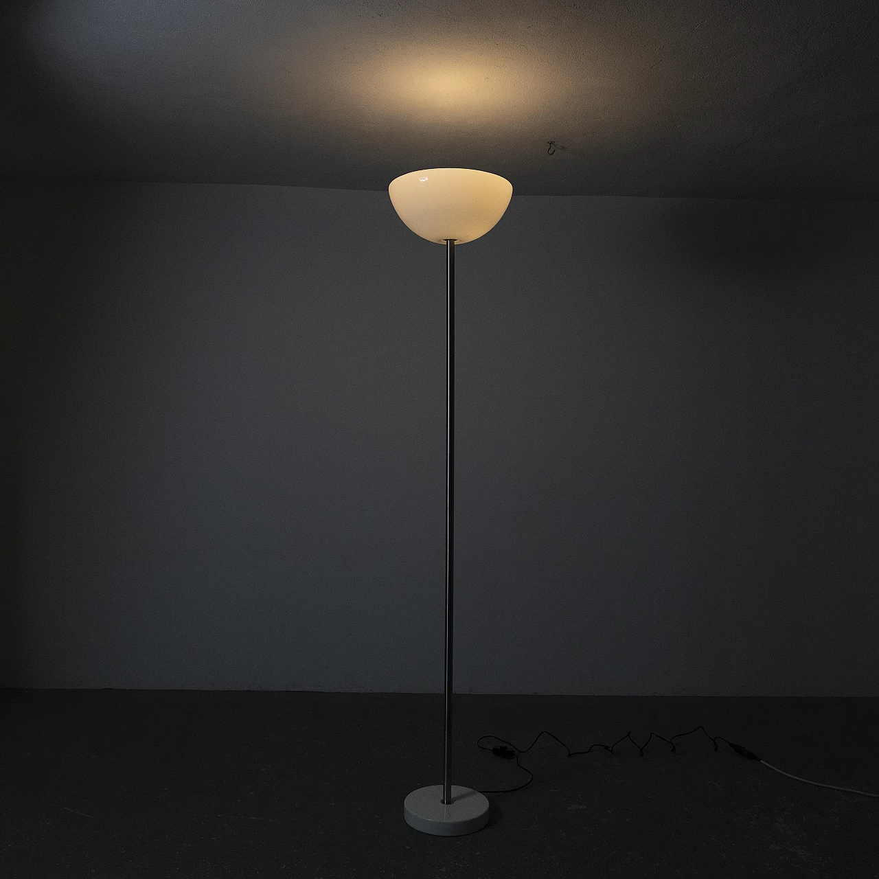 Pair of Papavero floor lamps by Achille and Piergiacomo Castiglioni for Flos, 1960s 7