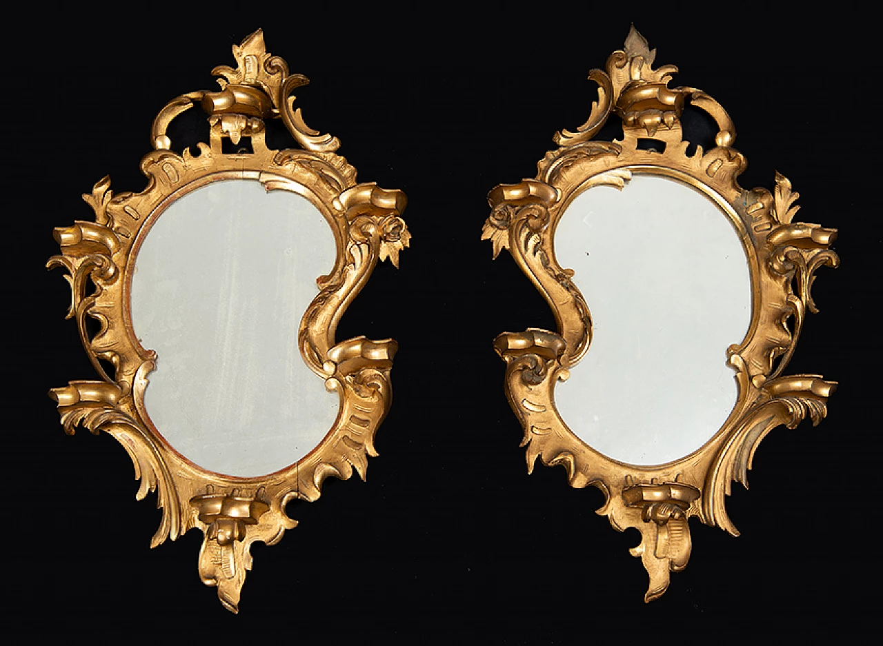 Coppia di specchiere Luigi Filippo in legno dorato e intagliato, '800 1